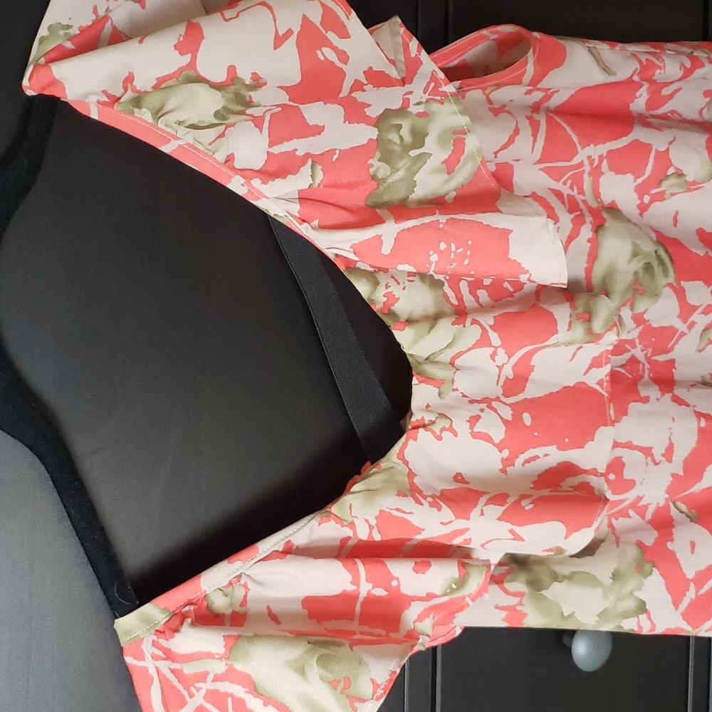 Floral Ruffled Dress - Picture 3 of 6